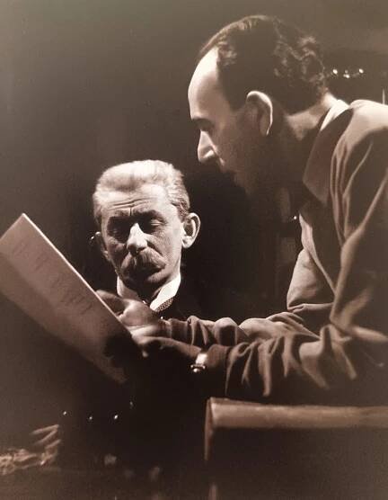Martin Frič – Říjen 1933 – Barrandov Studio a.s.