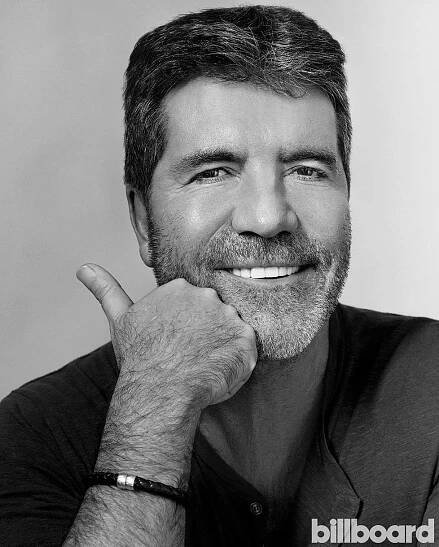 Drsný porotce X Factoru Simon Cowell se zmrzačil na elektrokole: Přelámal si páteř!