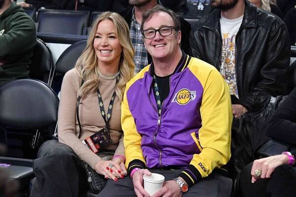 Jeanie Buss and Jay Mohr attend a basketball game between the Los Angeles Lakers and the Sacramento Kings at Crypto.com Arena on December 28, 2024 