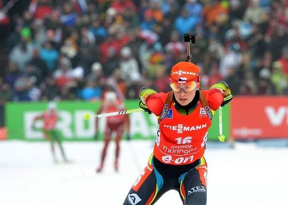 Vítková byla v závodě s hromadným startem 17., Šlesingr 18.