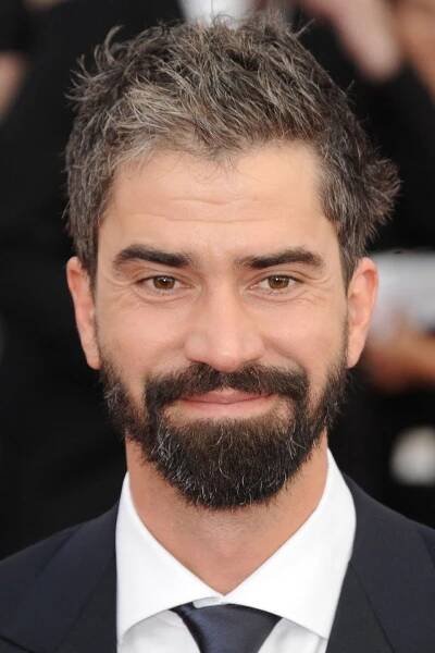 Hamish Linklater herec