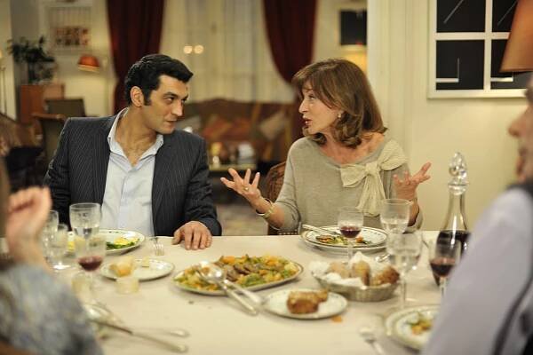 Ramzy Bedia, Marie-France Pisier - Il reste du jambon ? - Z filmu