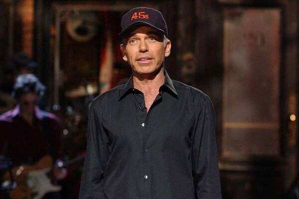 Seth Meyers recalls Billy Bob Thornton confronting 'SNL' lighting director