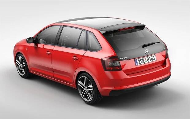 Ani hatchback ani kombi – Rapid Spaceback je kratší než základní model