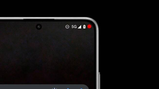 Tato tečka na tvém Androidu není obyčejné upozornění. Když se objeví, někdo tě možná špehuje. Víš, co dělat?