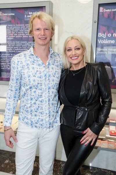 Má hubeného partnera, tak prý nemůže být velrybou. Operní diva Tereza Mátlová hubne, nyní ukázala štíhlé nožky