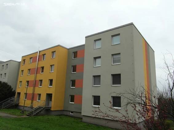Pronájem Byt 1+kk, Jarní, Chlumec