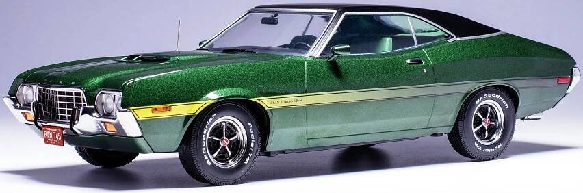 Ford Gran Torino Sport 1972 dark green 1:18 Ixo Models 18CMC185.22