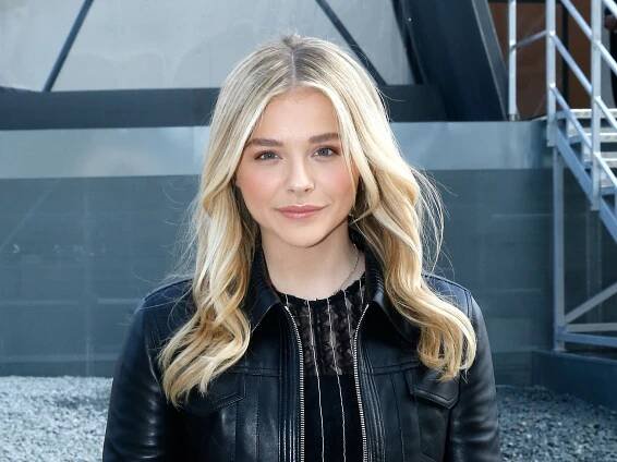 Chloë Grace Moretz Is Officially Losing Her Mind (...In Her Next Big Screen Role)