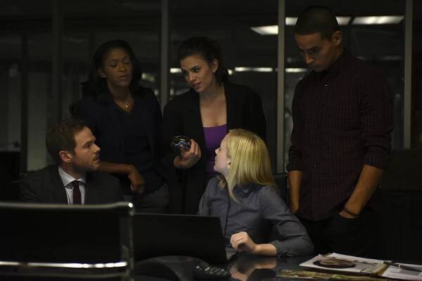 Právem odsouzeni - Prospectská trojka - Z filmu - Shawn Ashmore, Merrin Dungey, Hayley Atwell, Emily Kinney, Manny Montana
