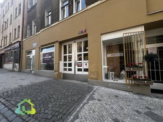 Pronájem skladových prostor (od 6 m2 do 28 m2) – Praha, ulic - Praha 3