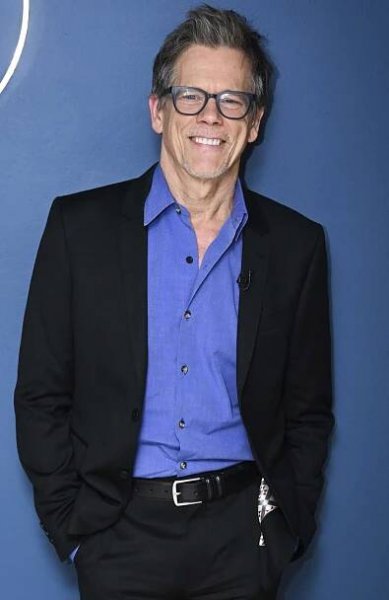 Kevin Bacon poses backstage on The Tonight Show Starring Jimmy Fallon