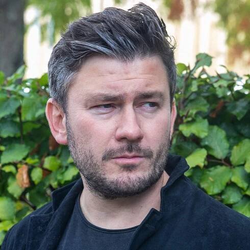 Metro 2033 author Dmitry Glukhovsky sentenced to 8 years in prison for criticizing Russia's invasion of Ukraine