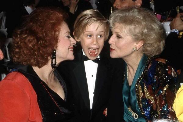 Jayne Meadows, Macaulay Culkin, Betty White at the 5th Annual American Comedy Awards, April 3, 1991.