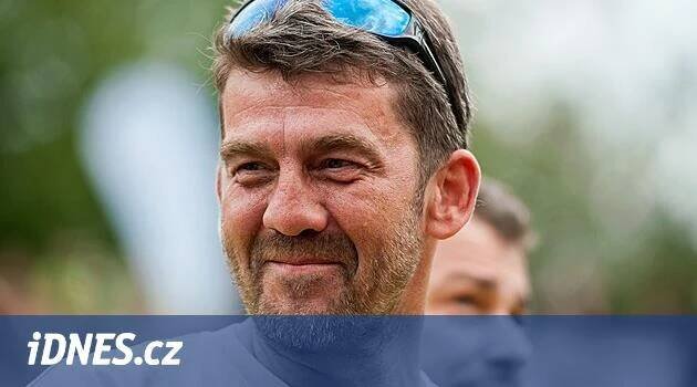České skokany coby nový trenér přebírá Jaroslav Sakala, zodpovídat se bude svému synovi