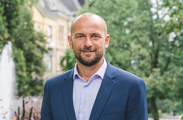 Omluvíte se, pane náměstku primátora? | Krimi Plzeň
