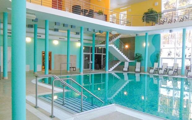 Konstantinovy Lázně: Hotel Jirásek *** s bazénem, solnou jeskyní, procedurami a polopenzí + kulturní akce