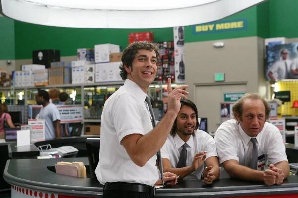 Chuck - Chuck a chlupáč - Z filmu - Zachary Levi, Vik Sahay, Scott Krinsky