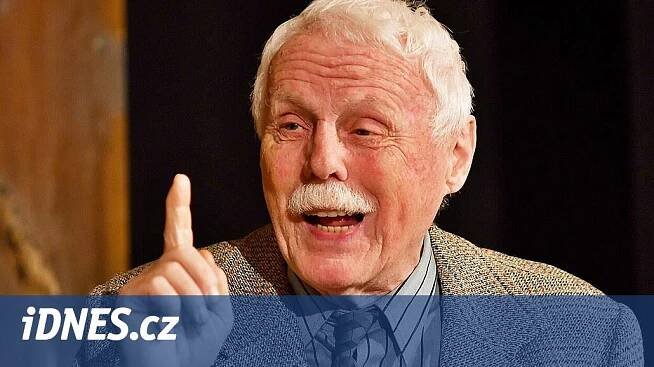 Ze studenta cimrmanologie mezi tahouny souboru. Brukner slaví osmdesátiny - iDNES.cz