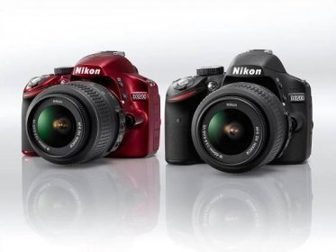 Nikon uvádí 24MPix D3200 s 30FPS full-HD videem | Diit.cz