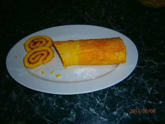 Recept: Piškotová roláda s marmeládou