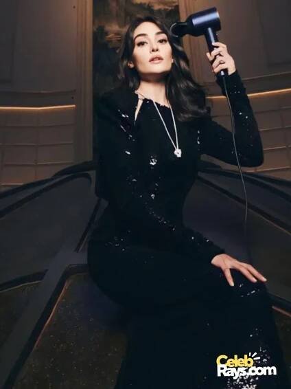 Esra Bilgiç Film