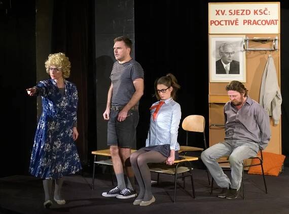 Komedie Normální debil 16.5.2022 v Divadle Gong Praha | Divadelní komedie