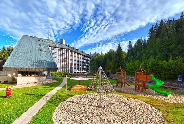 NOVÉ venkovní dětské hřiště | Wellness Hotel Svornost, ubytování Harrachov