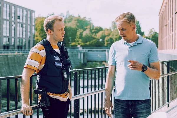 Koskinen - Ajomies 1/2 - Z filmu - Jon-Jon Geitel, Eero Aho