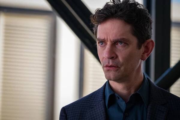 Jak prosté - Nepřítel - Z filmu - James Frain