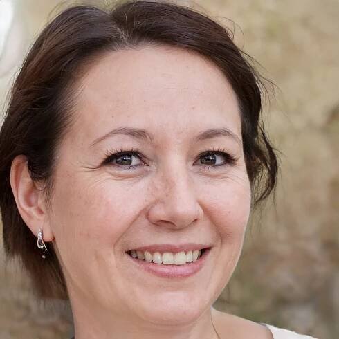 Picture of our author and editor Anne Miller