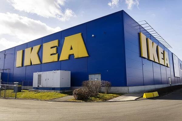 Ušetříte i desítky tisíc, nábytek z IKEA stojí v zahraničí méně. Poradíme vám, kam zajet