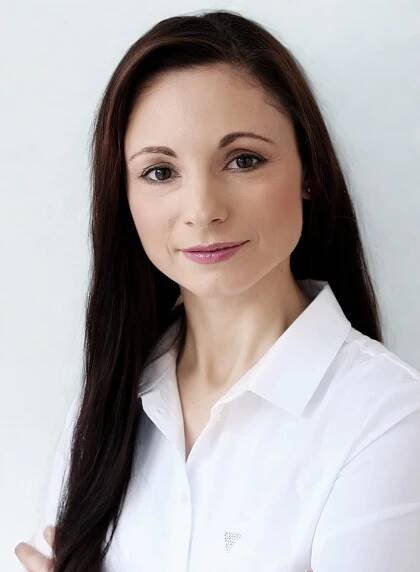 MUDr. Alena Carová