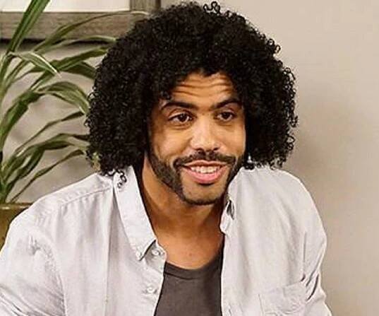 Daveed Diggs Biography - Facts, Childhood, Family Life of Actor, Rapper & Musician
