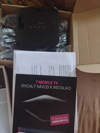 Set-top box ARRIS VIP 1113 na televizi T-mobile. - TV, audio, video