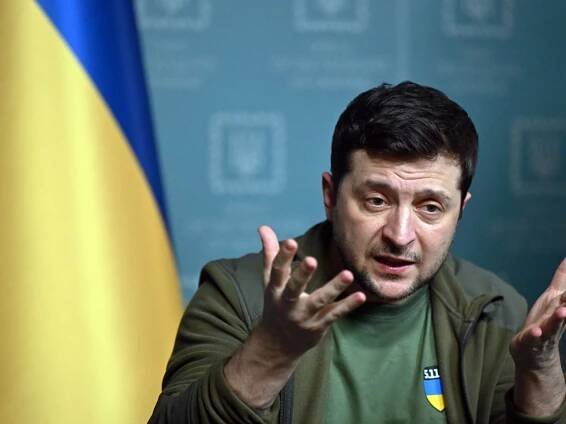 Zelensky Calls on Putin for Face-to-Face Talks, Says 'I Don't Bite'