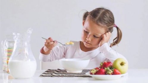 Máte vybíravé dítě Pět zaručených strategií jak ho naučit jíst | Mimibazar.cz