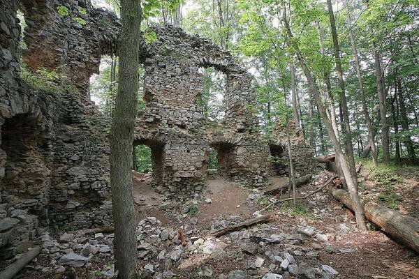 Hrad s tajemnou historií: Unikátní 3D model ukazuje záhadný Blansek v době své středověké slávy