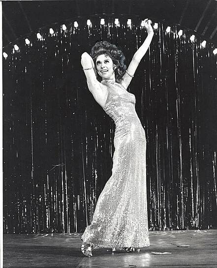Rita Moreno - Wikipedia