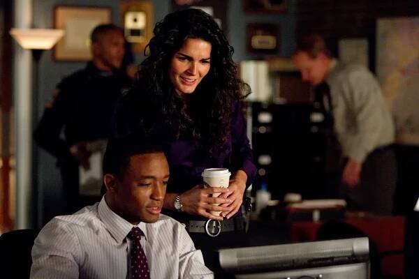 Angie Harmon