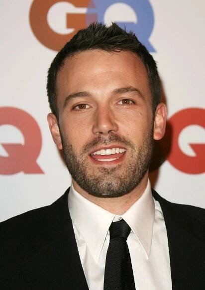 Dokonalý hollywoodský úsměv nemá od narození. Takhle Ben Affleck vypadal před úpravou zubů