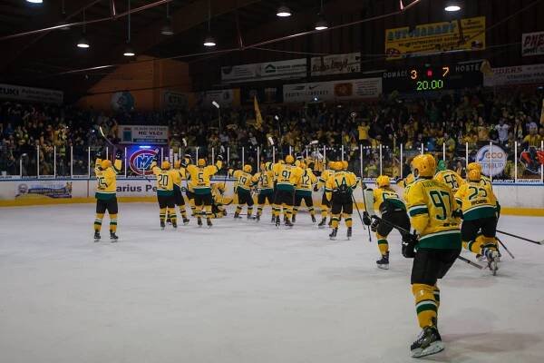 FOTO, VIDEO: Vsetín postupuje do WSM ligy!!!
