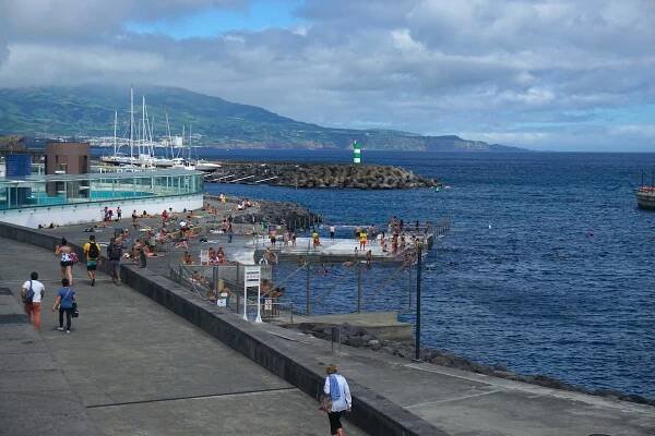 Ponta Delgada (Azores) travel guide: things to see and do in the capital of São Miguel island - RandomTrip