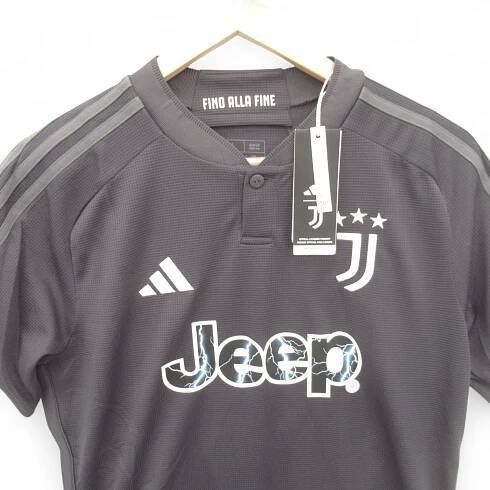 Juventus FC Football Shirt M Nike Sports Slim Fit w/ Tags | Pre-loved