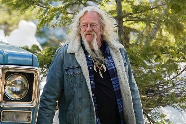 Billy Brown's Best 'Alaskan Bush People' Moments, from Fatherly Advice to Bringing Home a New Puppy