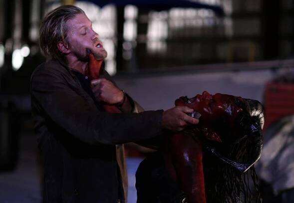 Matt Barr, Elena Sanchez - Ospalá díra - Bez srdce - Z filmu