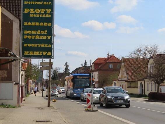 Práce na křižovatce v Plané přinesly kolony. Dálnice D3 zdarma ale není ve hře