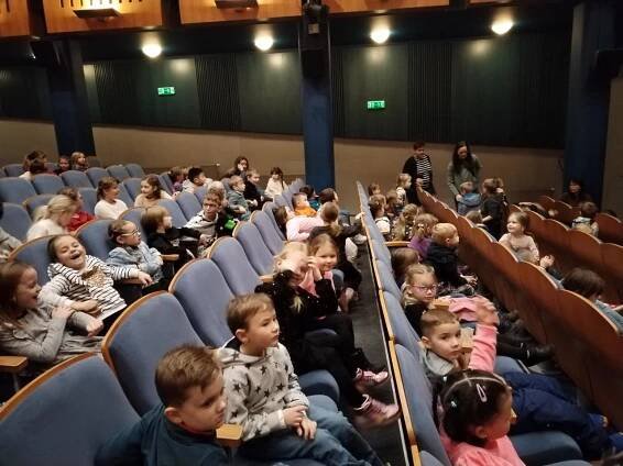 1. třída – divadlo Horní Počernice – Maxipes Fík