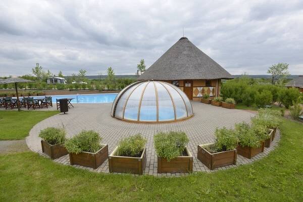 Safari kemp - Bungalovy - Podkrkonoší - Dvůr Králové nad Labem