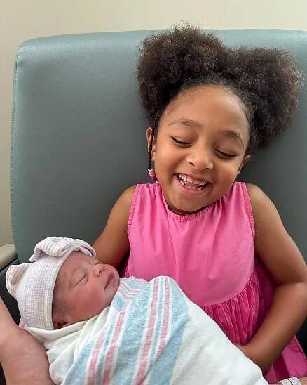 Celeb Kids Meeting Their Siblings for the 1st Time: Photos